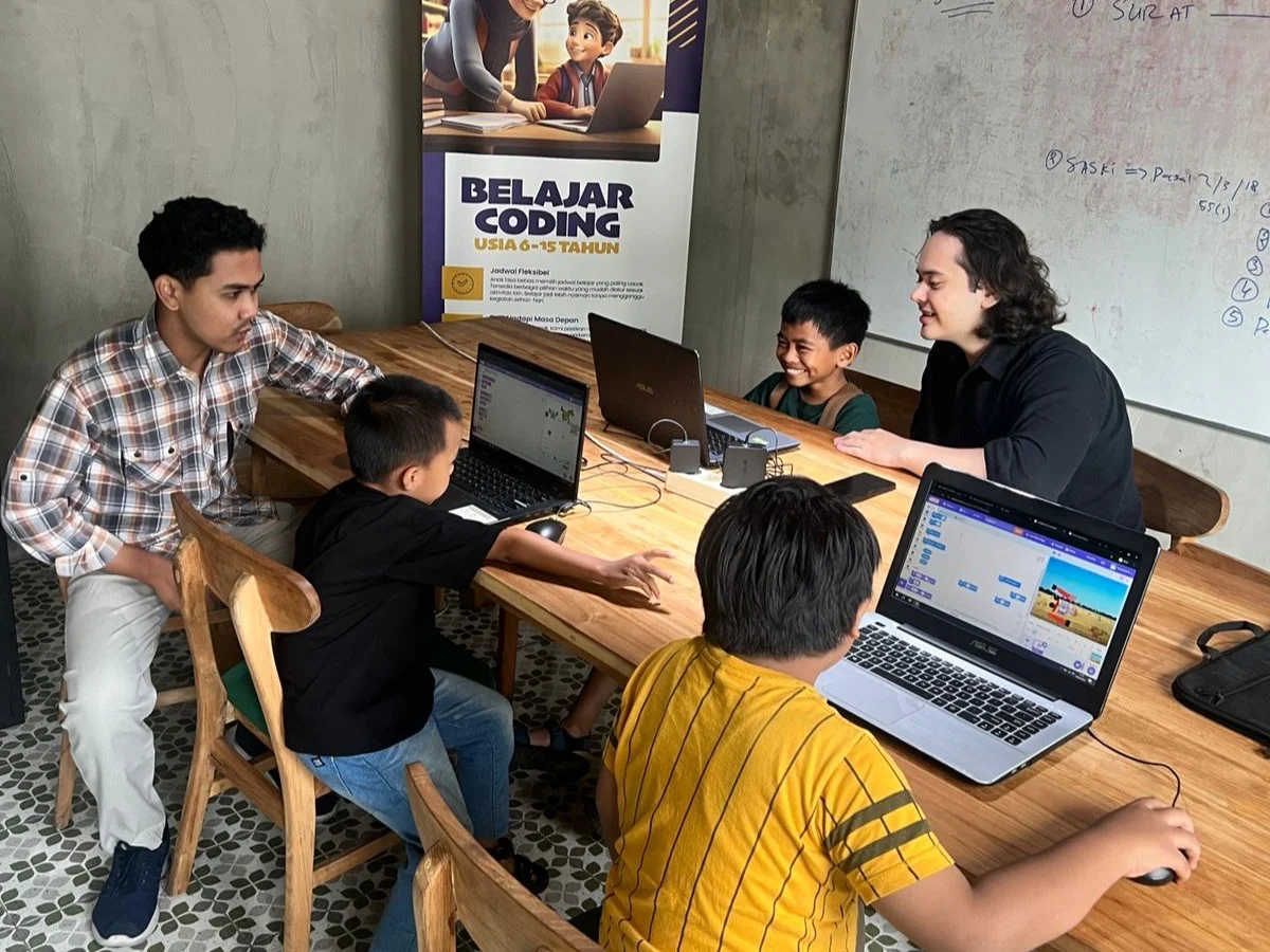 Coding Instructor photo 2